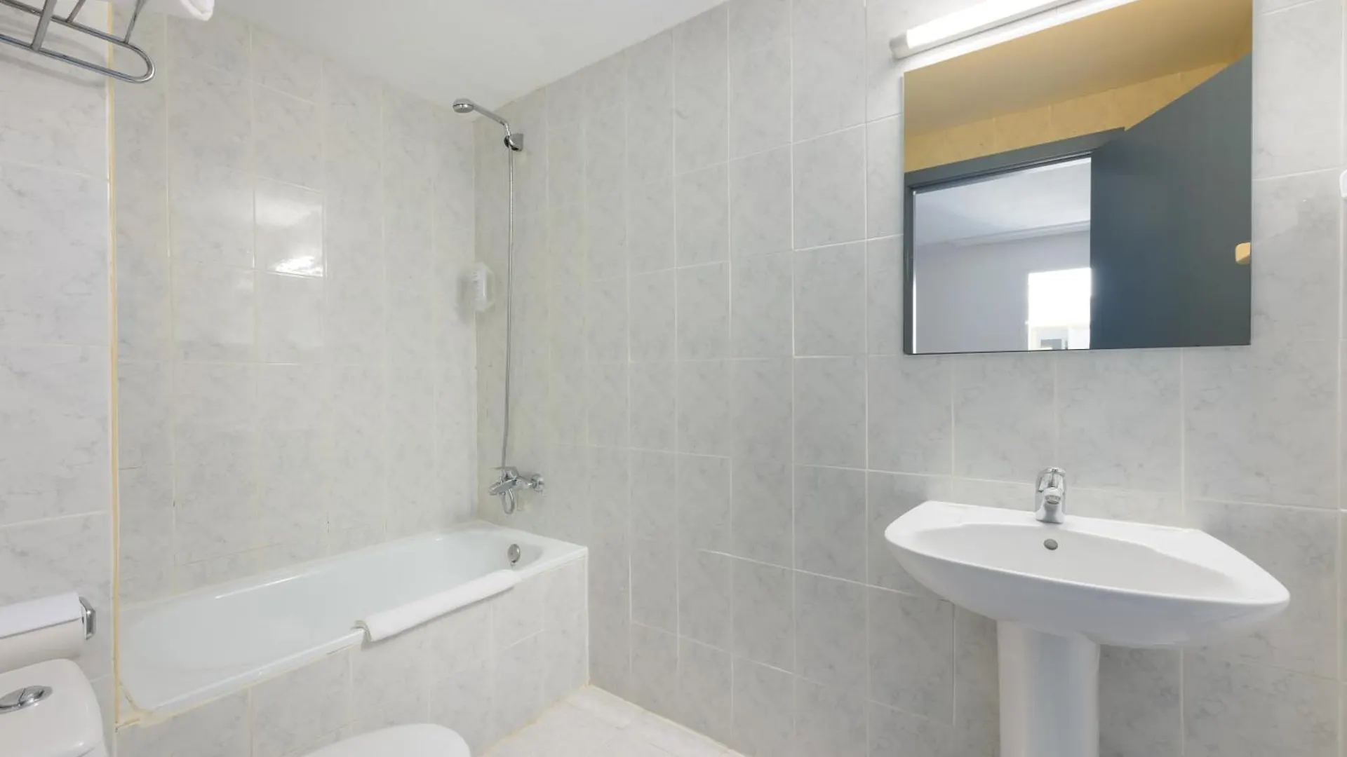 Vibra Calima Apartamentos - Adults Only San Antonio Apartman